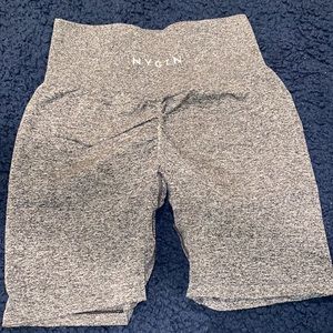NVGTN scrunch butt shorts
